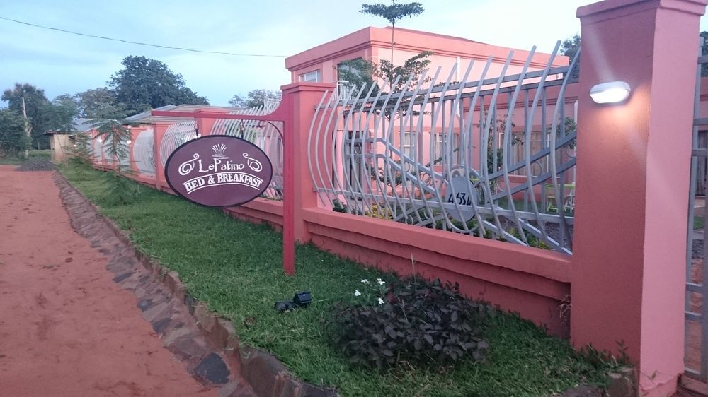 LePatino Bed&Breakfast Livingstone Esterno foto