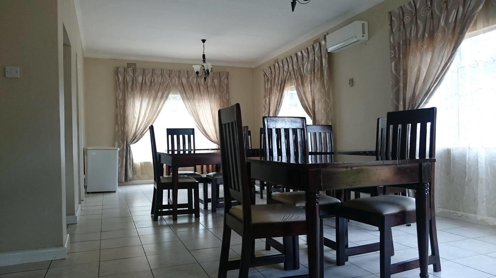 LePatino Bed&Breakfast Livingstone Esterno foto